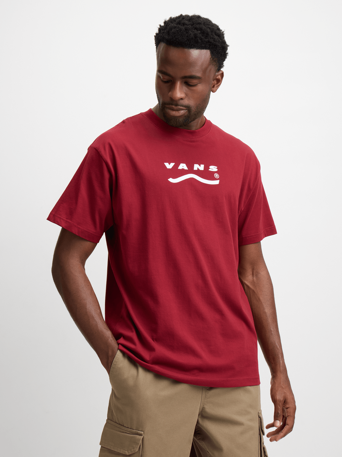 Vans Men&#39;s Classic Off The Wall Burgundy Cotton Short Sleeve Graphic Tee