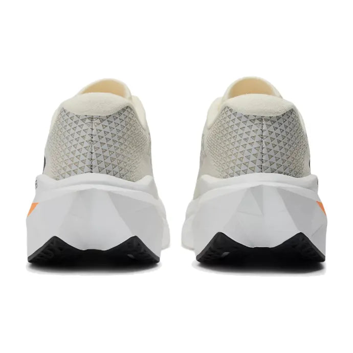 New Balance FuelCell SuperComp Trainer v3 Angora/Hot Mango