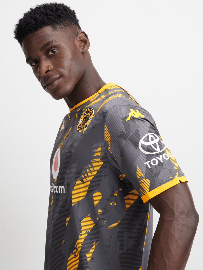 Kappa Men&#39;s Kaizer Chiefs Away 25/26 Grey Stadium Jersey Kombat Kit