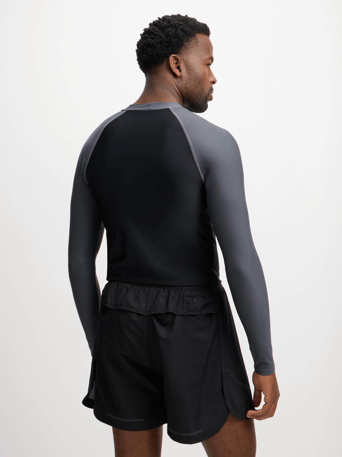 Adventure-Ready Men&#39;s Long Sleeve Grey/Black Rash Vest - UV &amp; Anti-Chafe