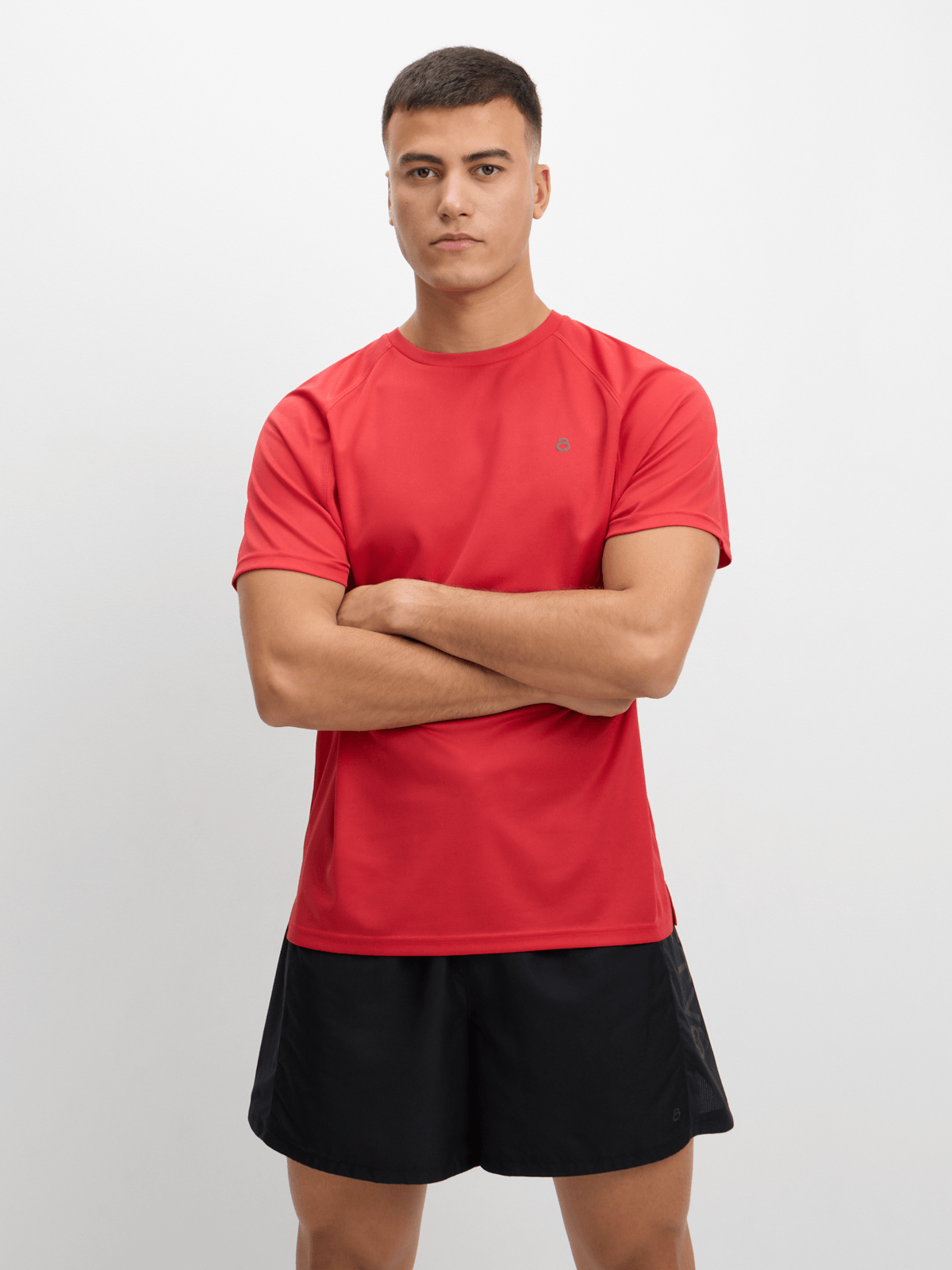 TS Men&#39;s Legacy Red Active Tee: Moisture-Wicking, UV Protection, Reflective Comfort.