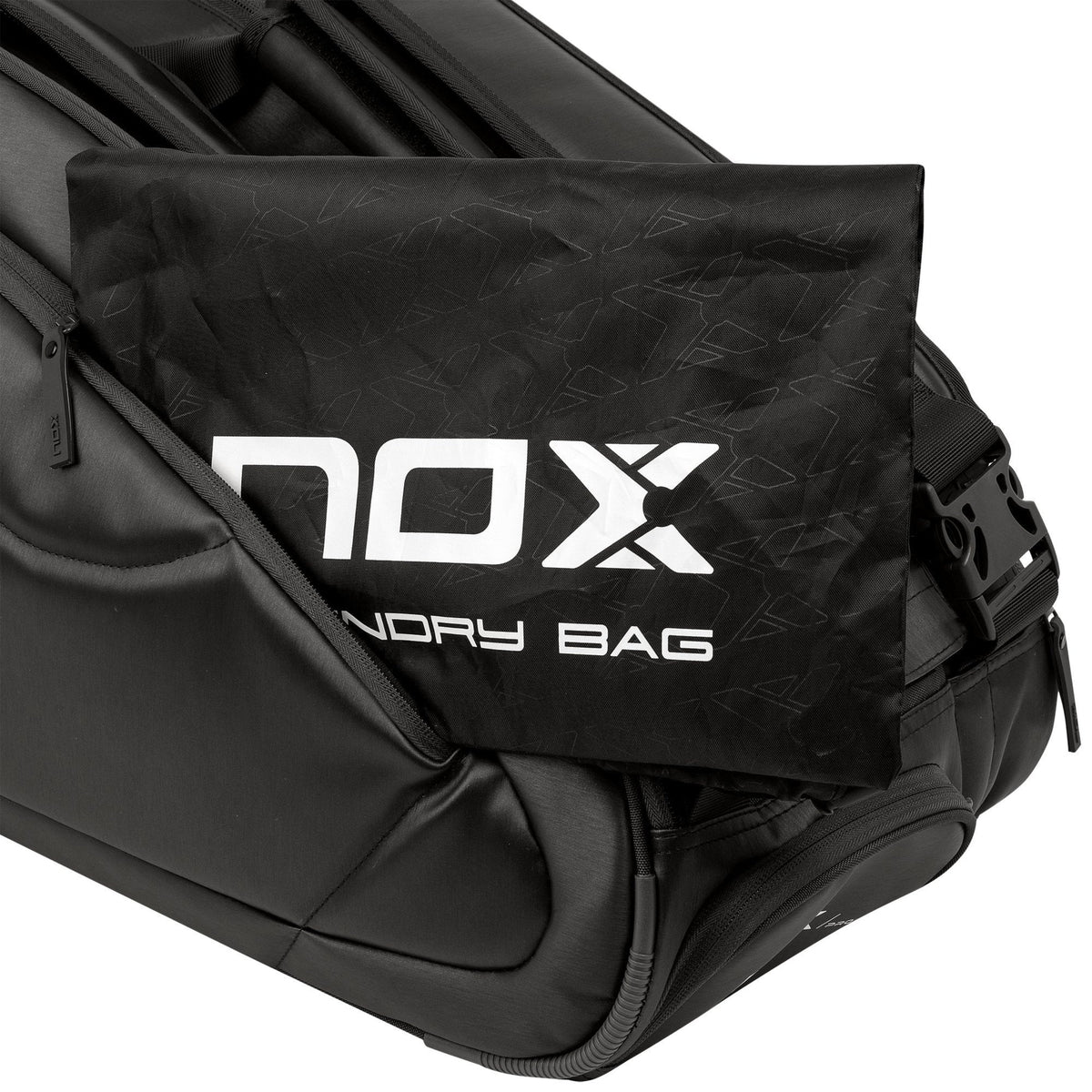 Nox Pro Series Padel Bag - Black - Laundry