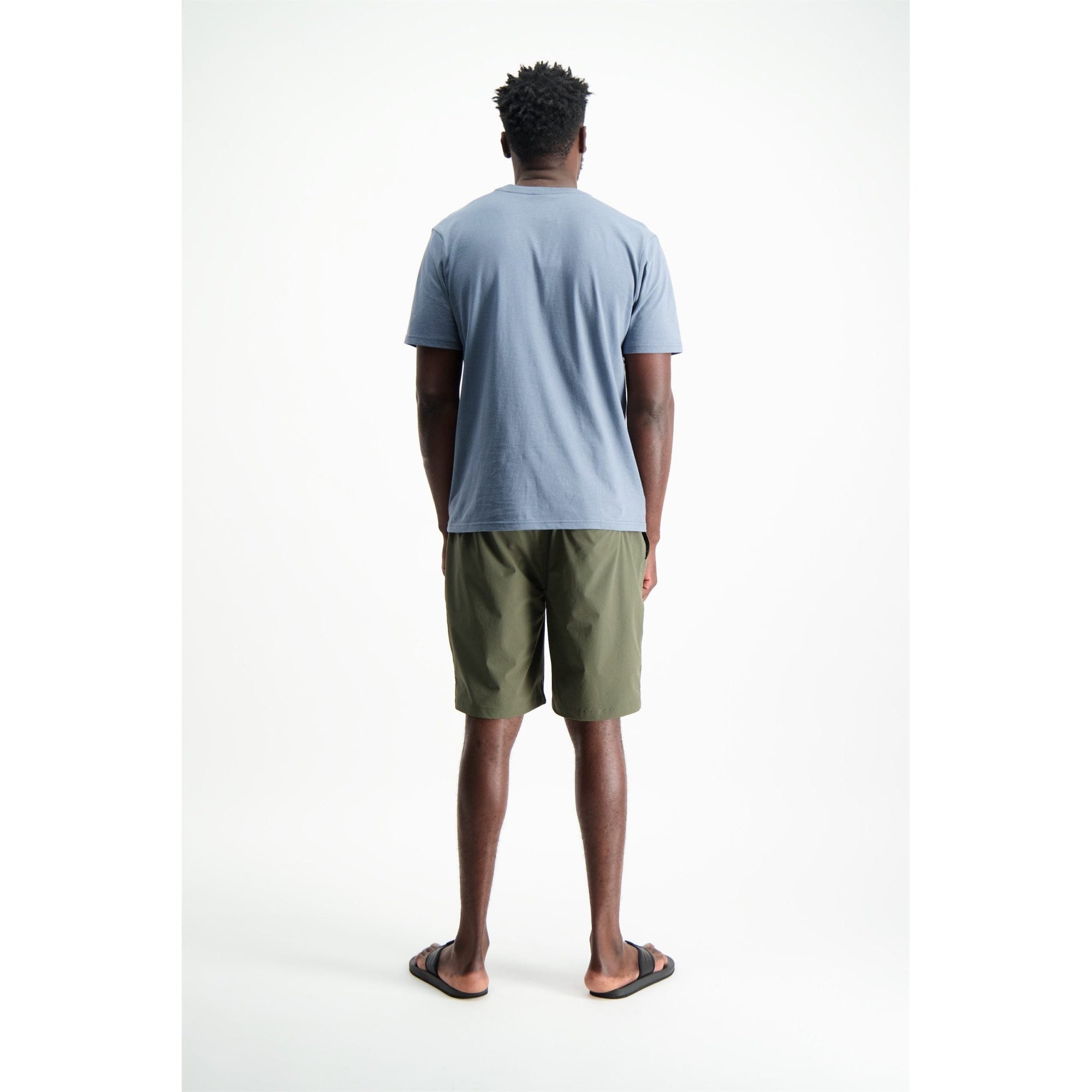 Men's Hi-Tec Outdoor Volley Shorts: Quick-Dry, 4-Way Stretch, Zippered Pockets