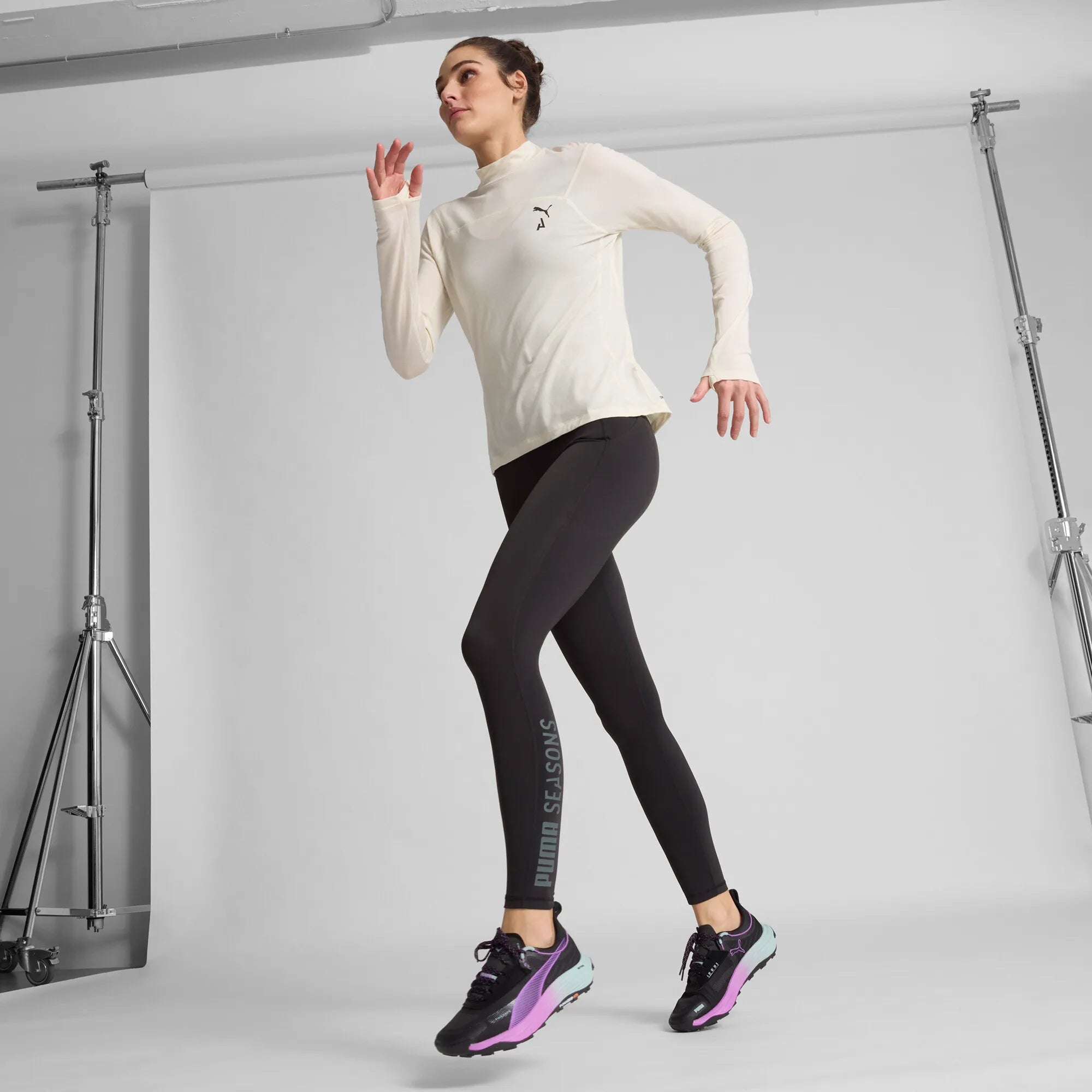 Puma Voyage NITRO 3 Tech Black Pure Magenta-Modern Mint